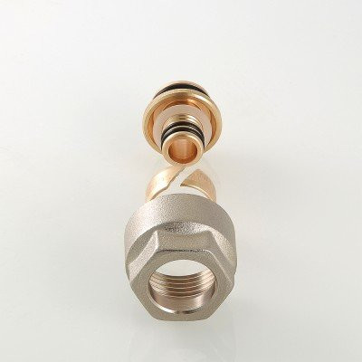 Фитинг обжимной евроконус с накидной гайкой VALTEC VT.4420.NE.16 16x3/4"